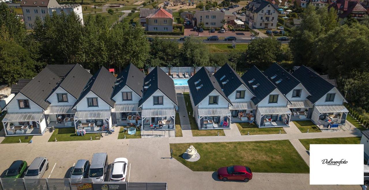 Domki Wakacyjne Wybrzeze Großmöllen Exterior foto