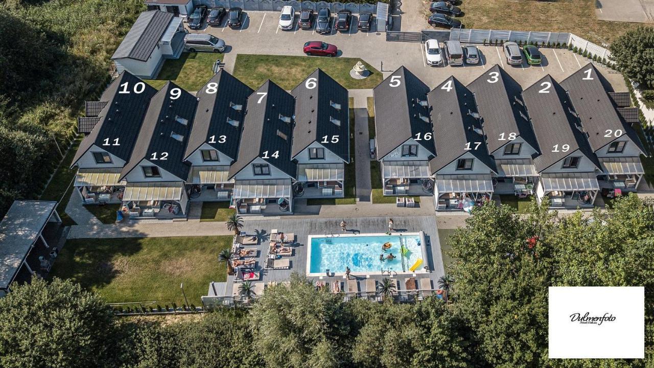 Domki Wakacyjne Wybrzeze Großmöllen Exterior foto